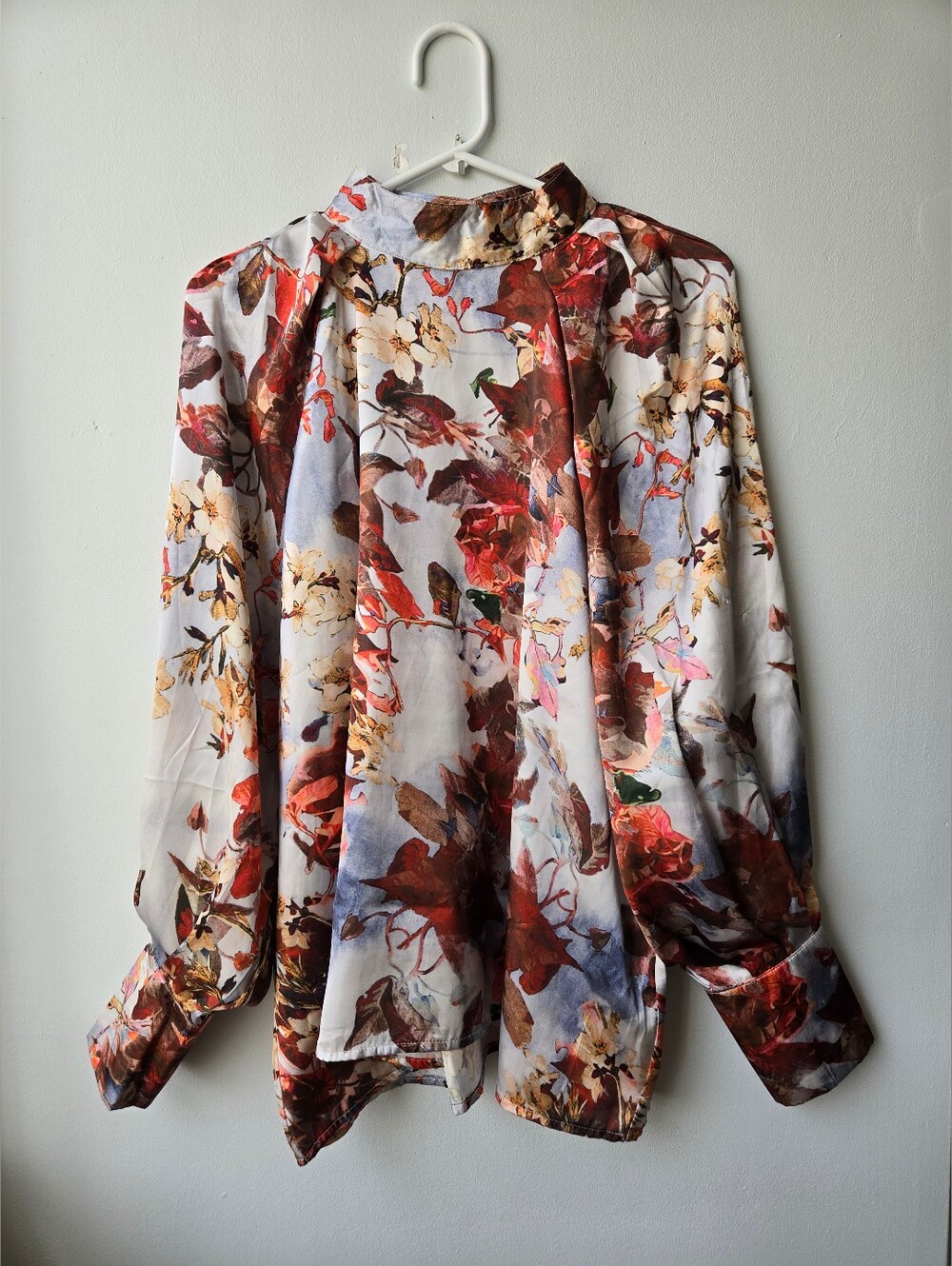 Molly Bracken Floral Long-Sleeve Blouse Womens LG, Rust & Cream Satin Career